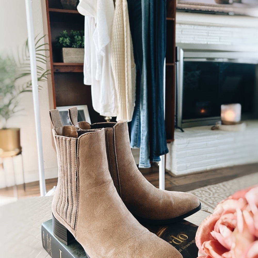 Journee Collection Tan Ankle Boots with Elastic Panels and Suede Material